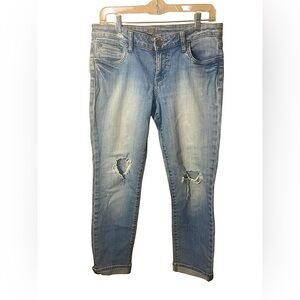 NWOT Kut from the Kloth Jeans. Super cute, relaxed style. Blown out knees.